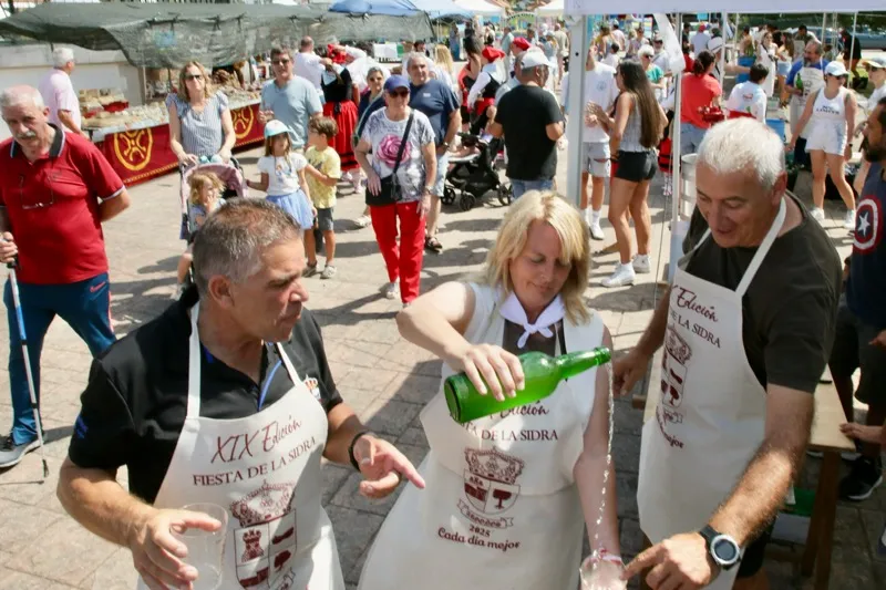  Susinos acude a la Fiesta de la Sidra de Argoños y destaca su contribución al sector agroalimentario local