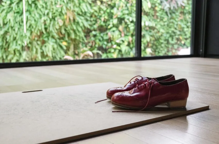 Noticias de Cantabria | El Cántabro | El claqué llega a la Fábrica de Creación con una muestra-taller de la bailarina Isabel Lasa