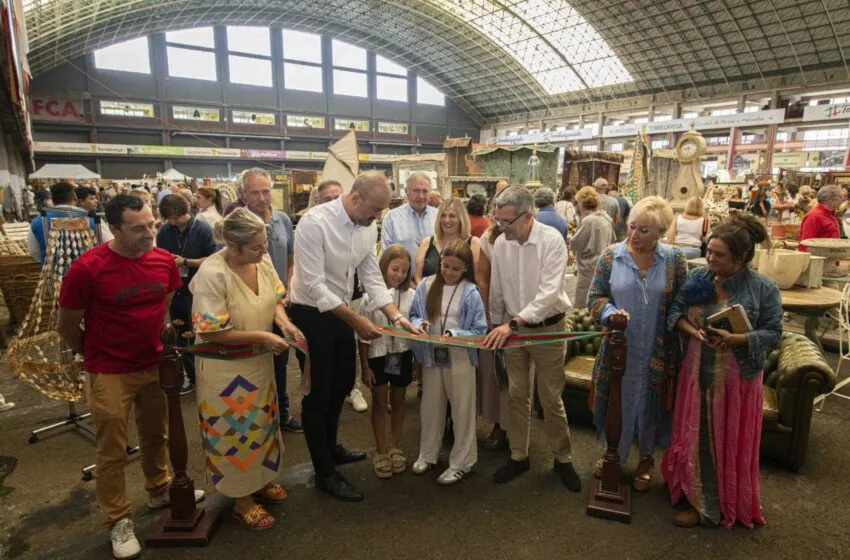Noticias de Cantabria | El Cántabro | Inaugurada la 26ª edición de ‘Desembalaje Cantabria’ con 95 expositores y más de 40.000 piezas