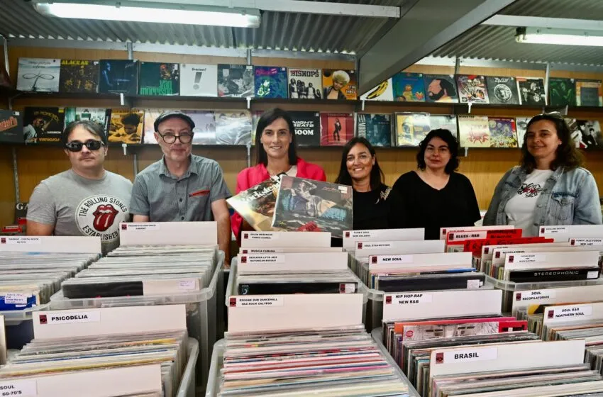 Noticias de Cantabria | El Cántabro | La IX Feria Internacional del Disco ofrece 16 puntos de venta para los amantes del vinilo