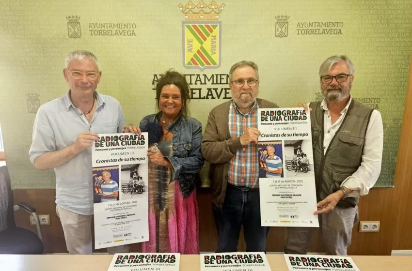 Noticias de Cantabria | El Cántabro | Presentada la exposición ‘Radiografía de una ciudad III. Cronistas de su tiempo’