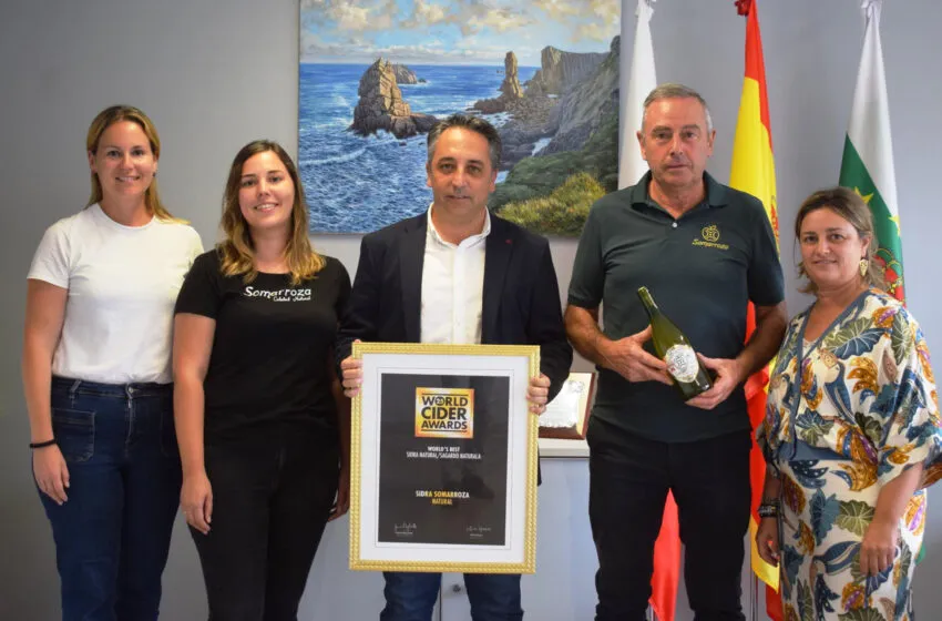 Caramés: “El reconocimiento de Sidra Somarroza como mejor sidra natural del mundo es un premio a la calidad y la innovación producidas en Piélagos para el mundo entero”