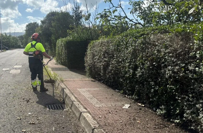 El Ayuntamiento de Camargo refuerza los trabajos de saneamiento urbano con patrullas medioambientales