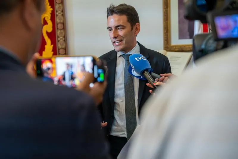 Noticias de Cantabria | El Cántabro | Casares anuncia más de 144 millones en inversiones en carreteras en Cantabria durante 2025