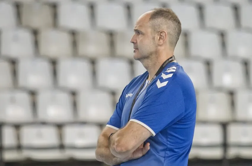 El Blendio Sinfín Santander debuta en liga con Herrero Lon al frente