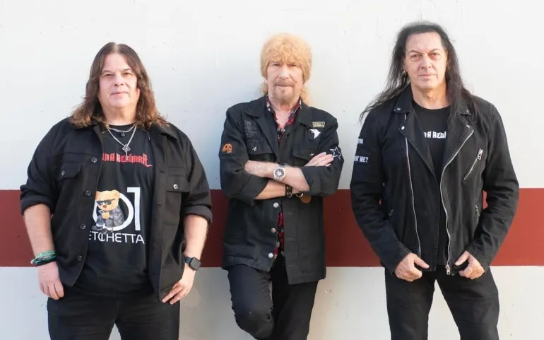  Cancelado el concierto de Medina Azahara por problemas de salud de su cantante Manuel Martínez