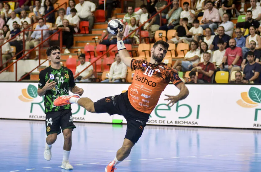 Un heroico Colunga da la victoria al Bathco BM Torrelavega en Cuenca sobre la bocina
