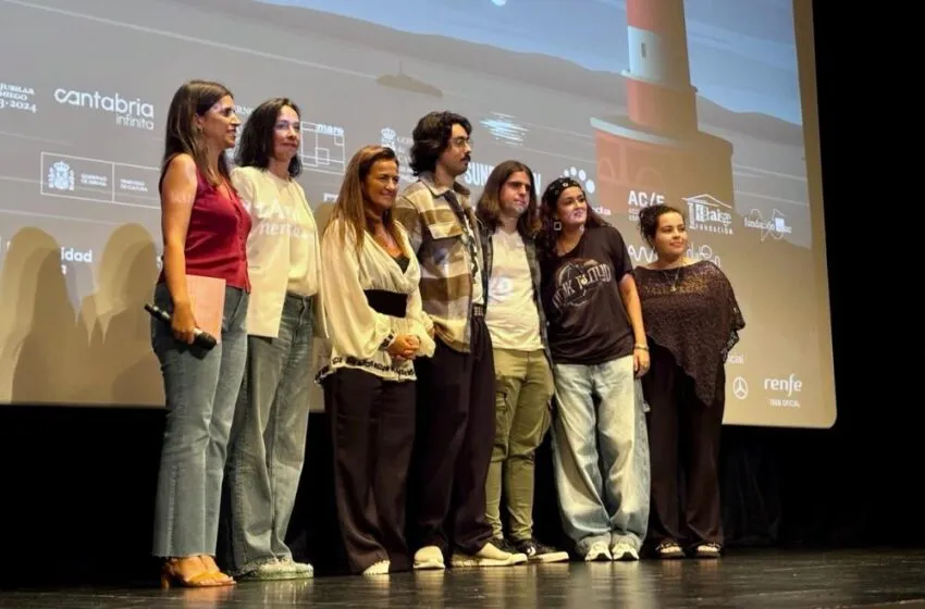 Noticias de Cantabria | El Cántabro | Gómez del Río pone en valor el trabajo de las mujeres realizadoras poniéndose detrás de la cámara, "un lugar habitualmente reservado a los hombres"