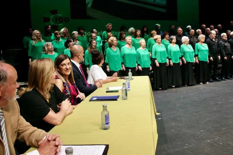  Buruaga entregará el martes a la Coral de Torrelavega la insignia ‘C’ cultural de Cantabria por su centenario