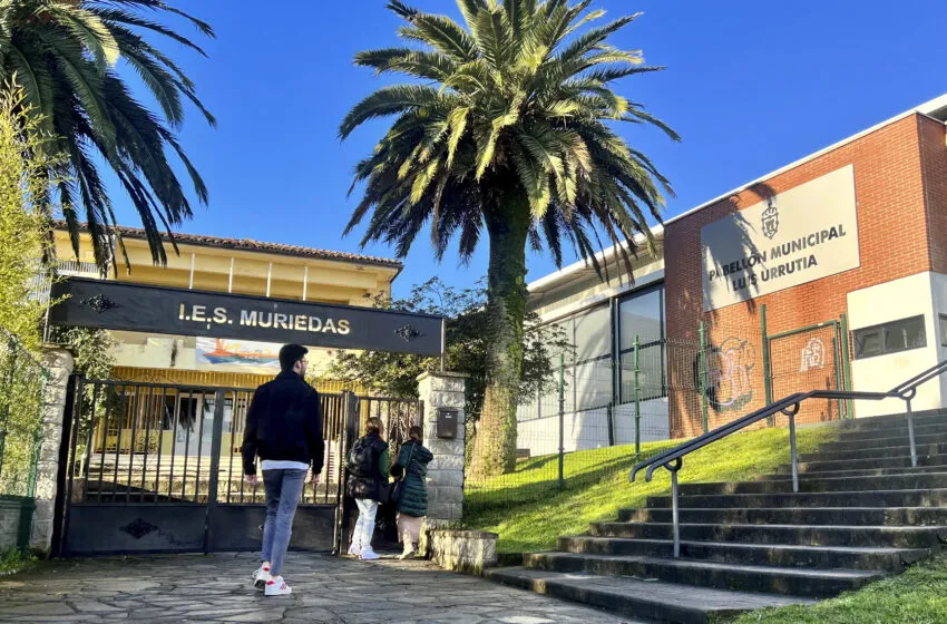 Noticias de Cantabria | El Cántabro | El Gobierno reparte entre 18 centros educativos de enseñanza no universitaria un total de 46.000 euros para desarrollar proyectos que fomenten el uso de la bicicleta