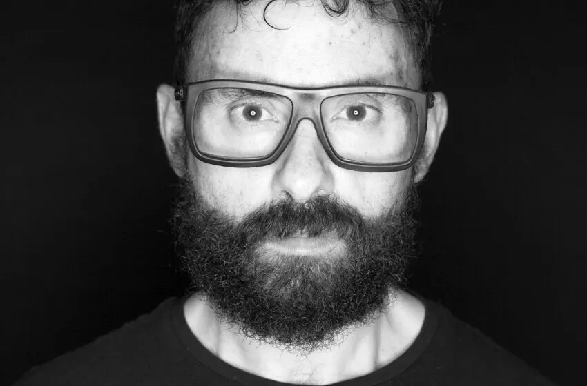 Noticias de Cantabria | El Cántabro | Intersecciones creativas regresa al MAS con una sesión de ‘book jockey’ a cargo de Raúl Hevia