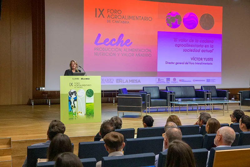 Noticias de Cantabria | El Cántabro | Susinos respalda al sector lácteo como "motor económico de primer orden y pilar clave de la economía cántabra"