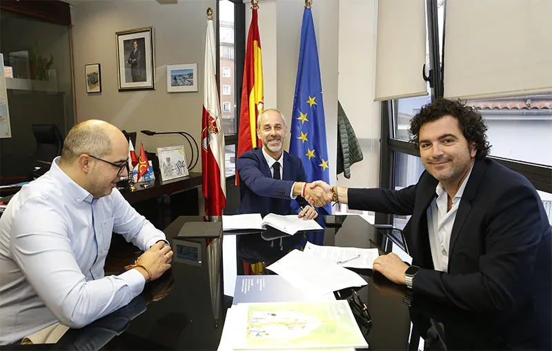 Noticias de Cantabria | El Cántabro | Educación y Ferroglobe firman un convenio de colaboración para promover la FP Dual y la realización de prácticas formativas