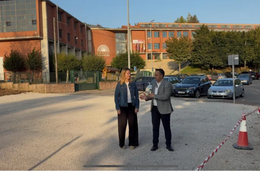 El Ayuntamiento de Piélagos habilita un aparcamiento provisional en el IES Valle de Piélagos para mejorar la seguridad y la movilidad
