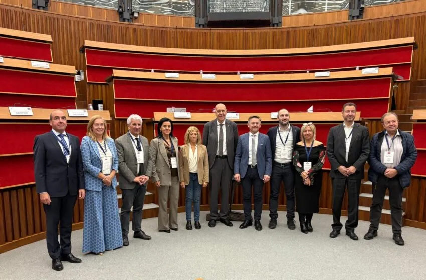 Noticias de Cantabria | El Cántabro | La presidenta del Parlamento de Cantabria reclama en Trento “más voz y menos burocracia” para las zonas de montaña europeas