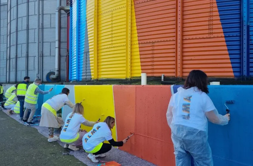  El Puerto de Santander, pionero en transformar sus espacios industriales en arte colectivo con proyección internacional