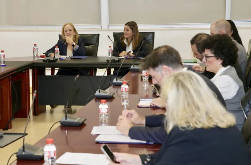 Noticias de Cantabria | El Cántabro | La Comisión de Administración Local avala el incremento del Fondo de Cooperación Municipal para 2026 que supera los 19 millones de euros, un 11,2% más en tres años