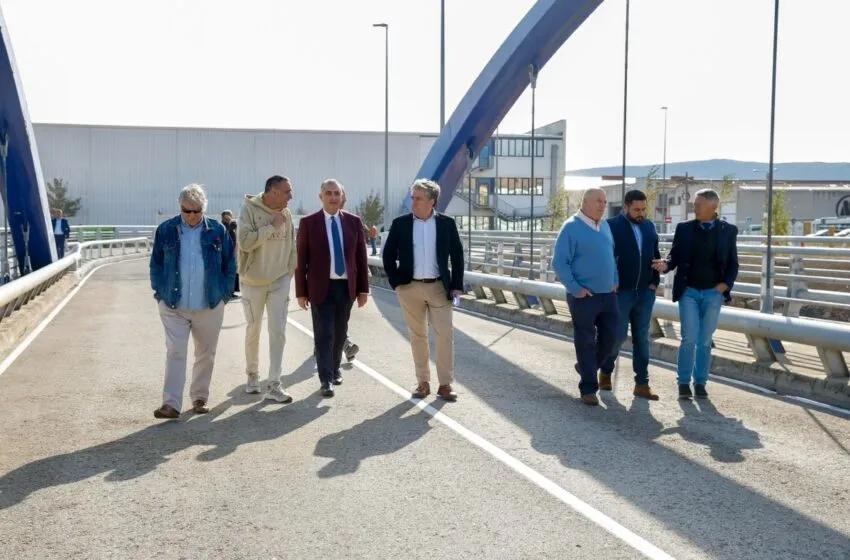 Media inaugura las obras de ampliación del Puente Nuevo sobre el río Híjar para reducir el riesgo de inundaciones en Reinosa