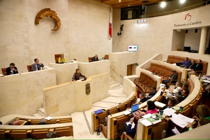 Noticias de Cantabria | El Cántabro | Buruaga: Cantabria "ha frenado el declive y comenzado su recuperación económica" en dos años de legislatura