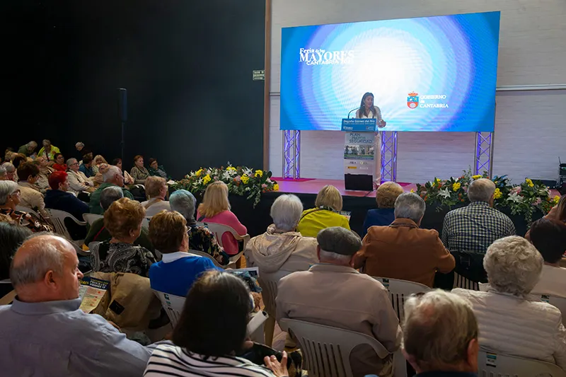 Noticias de Cantabria | El Cántabro | Gómez del Río reivindica la capacidad y experiencia de las personas mayores para impulsar políticas públicas que contribuyan a mejorar la sociedad