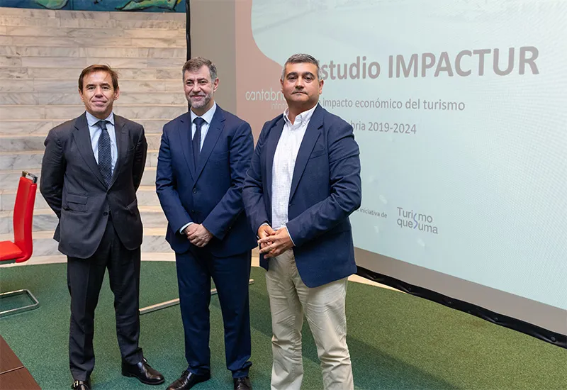 El turismo alcanza niveles históricos en Cantabria con un impacto económico de 2.160 millones y la generación de 32.814 empleos en 2024