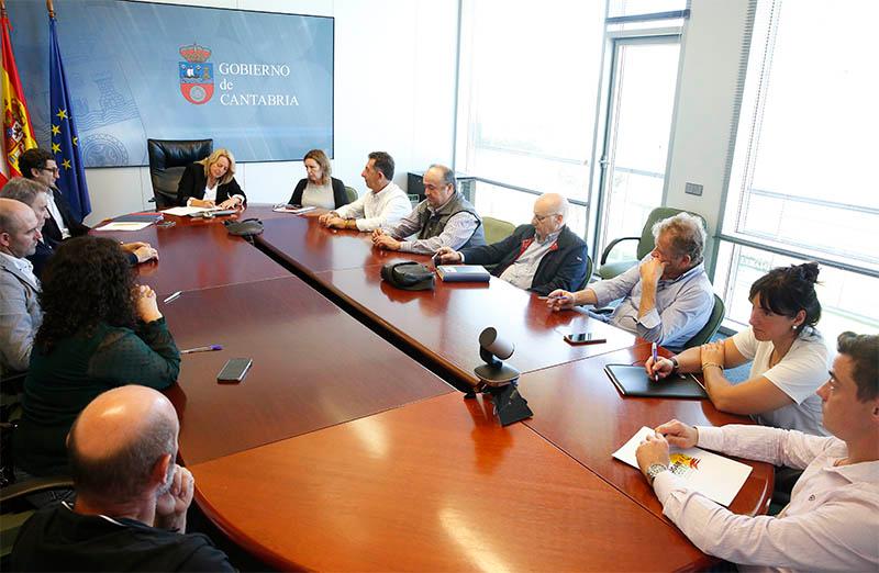 Noticias de Cantabria | El Cántabro | El Gobierno de Cantabria y el sector primario acuerdan reforzar las medidas de bioseguridad frente a la Dermatosis Nodular Contagiosa