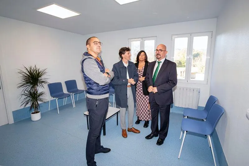 Noticias de Cantabria | El Cántabro | Pascual ratifica su apuesta por mejorar los consultorios rurales de Cantabria durante su visita al de Pomaluengo que ha reforzado sus servicios y ampliado sus instalaciones