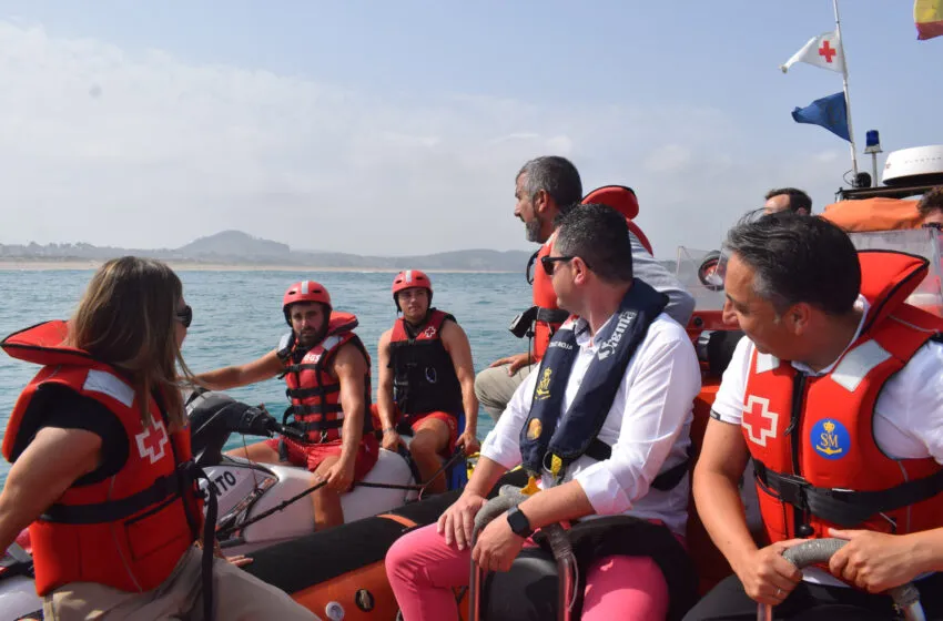 Los rescates de Cruz Roja en las playas de Piélagos descienden un 20% durante el verano de 2025