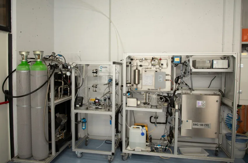  La Universidad de Cantabria lidera un proyecto pionero que convierte emisiones de CO₂ en productos útiles para la industria textil