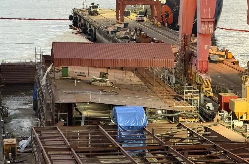 Noticias de Cantabria | El Cántabro | Avanza a buen ritmo la construcción de la nueva rampa flotante del muelle de Raos 9 para tráfico rodado
