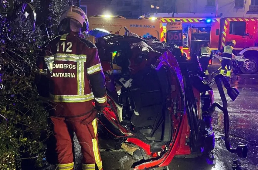 Noticias de Cantabria | El Cántabro | Fallecen tres jóvenes en un accidente de coche en Cabezón de la Sal
