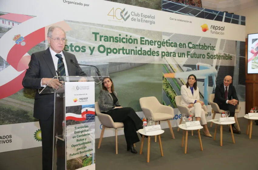 Noticias de Cantabria | El Cántabro | Arasti: "Estamos en un momento crucial porque Cantabria y España se juegan inversiones de miles de millones y, si no se pueden garantizar por falta de energía, se irán a otros países"