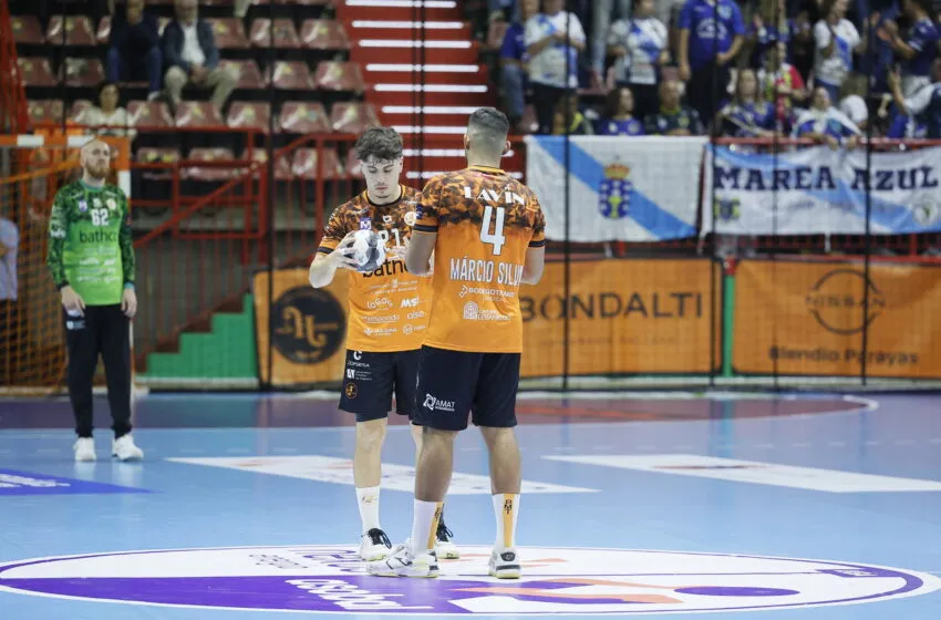  El Bathco BM Torrelavega recibe al IRUDEK Bidasoa Irún en su regreso a la competición: “un megaequipo, un gran reto”