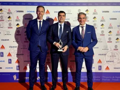 La terminal de contenedores de Boluda en el puerto de Santander, ganadora de los IX Premios FINE en la categoría “Puertos y Terminales”