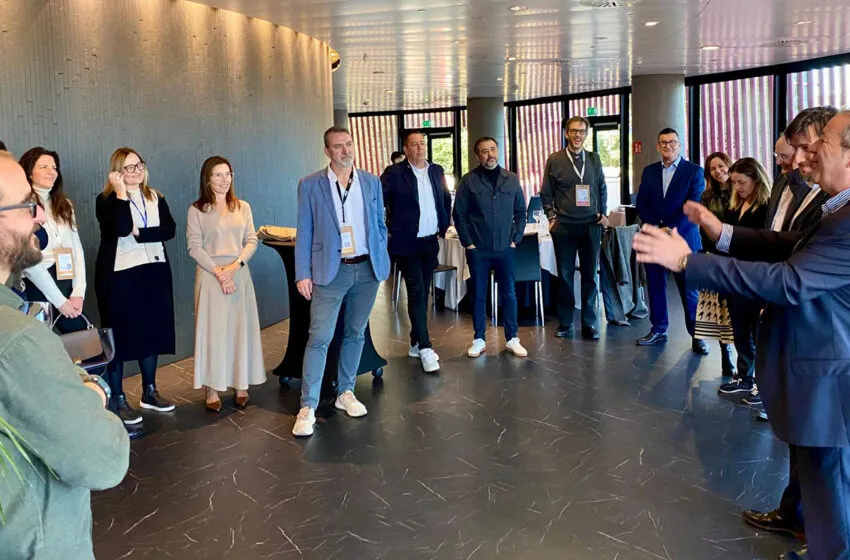  Cantabria se promociona como destino de reuniones en la feria IBTM World de Barcelona