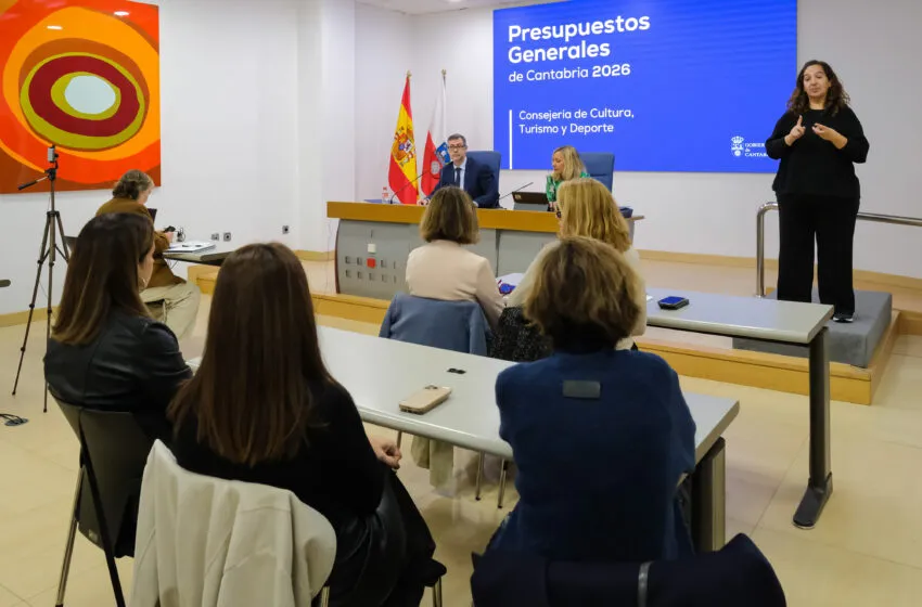  Martínez Abad define como «serio, realista, prudente pero expansivo en el gasto» el presupuesto de su Consejería