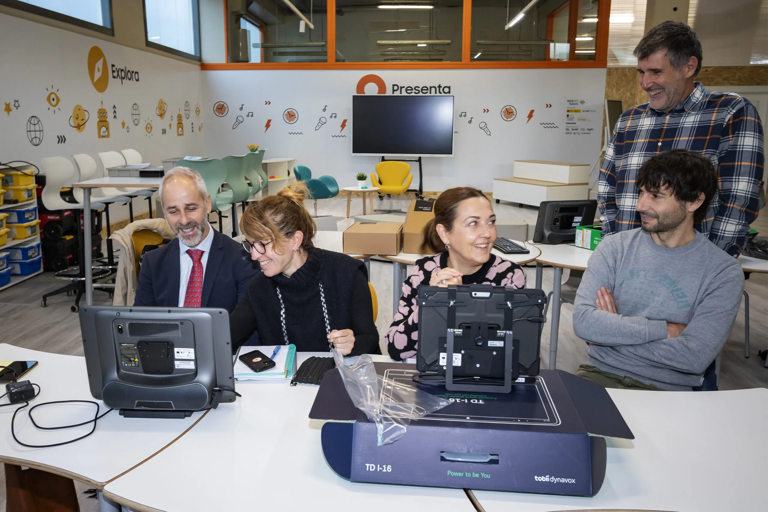 Educación adquiere cerca de un centenar de dispositivos de comunicación para alumnado con necesidades específicas de apoyo educativo