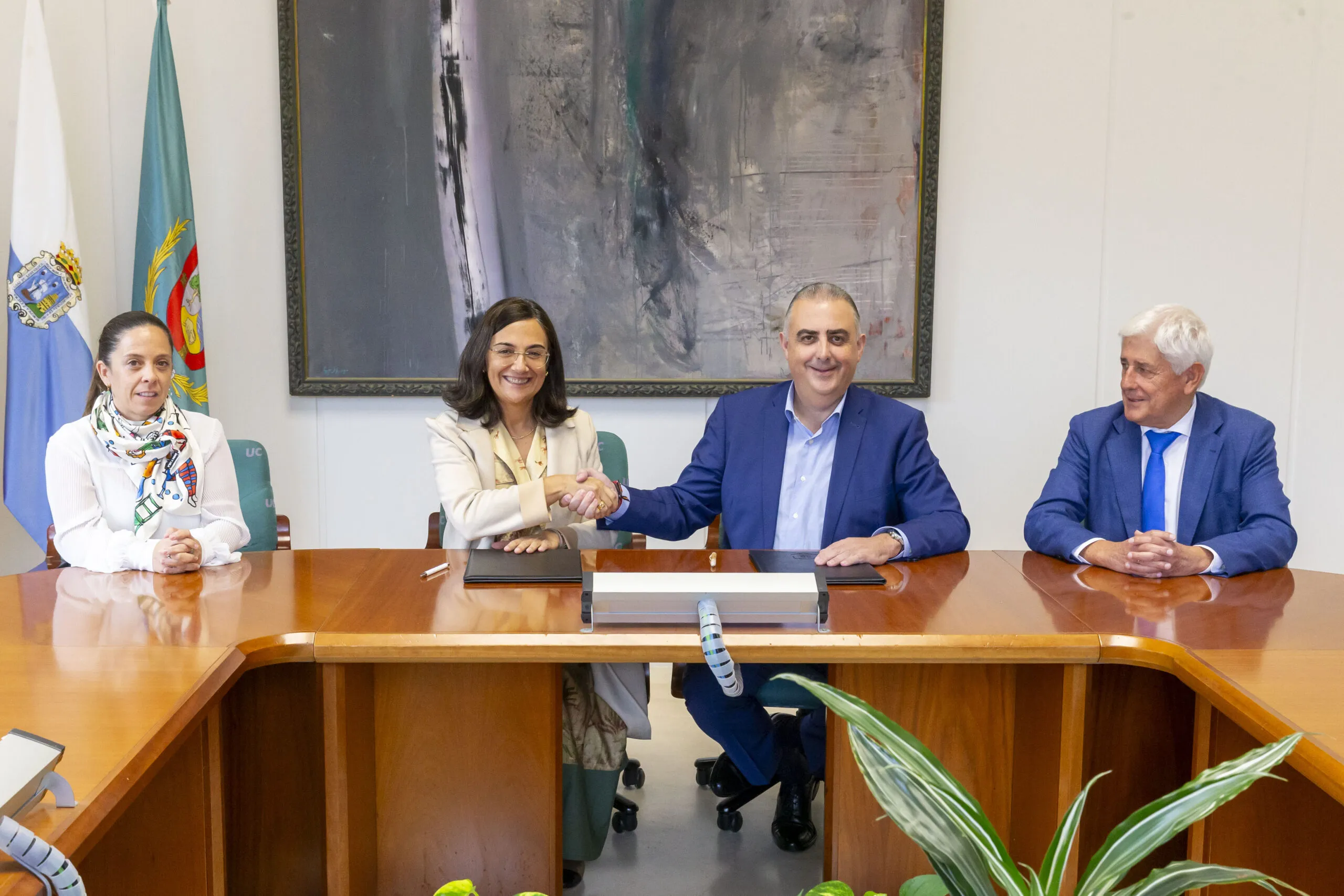 El Gobierno firma un convenio marco de colaboración entre el CIMA y la Universidad de Cantabria para impulsar actuaciones orientadas a la mejora del medio ambiente