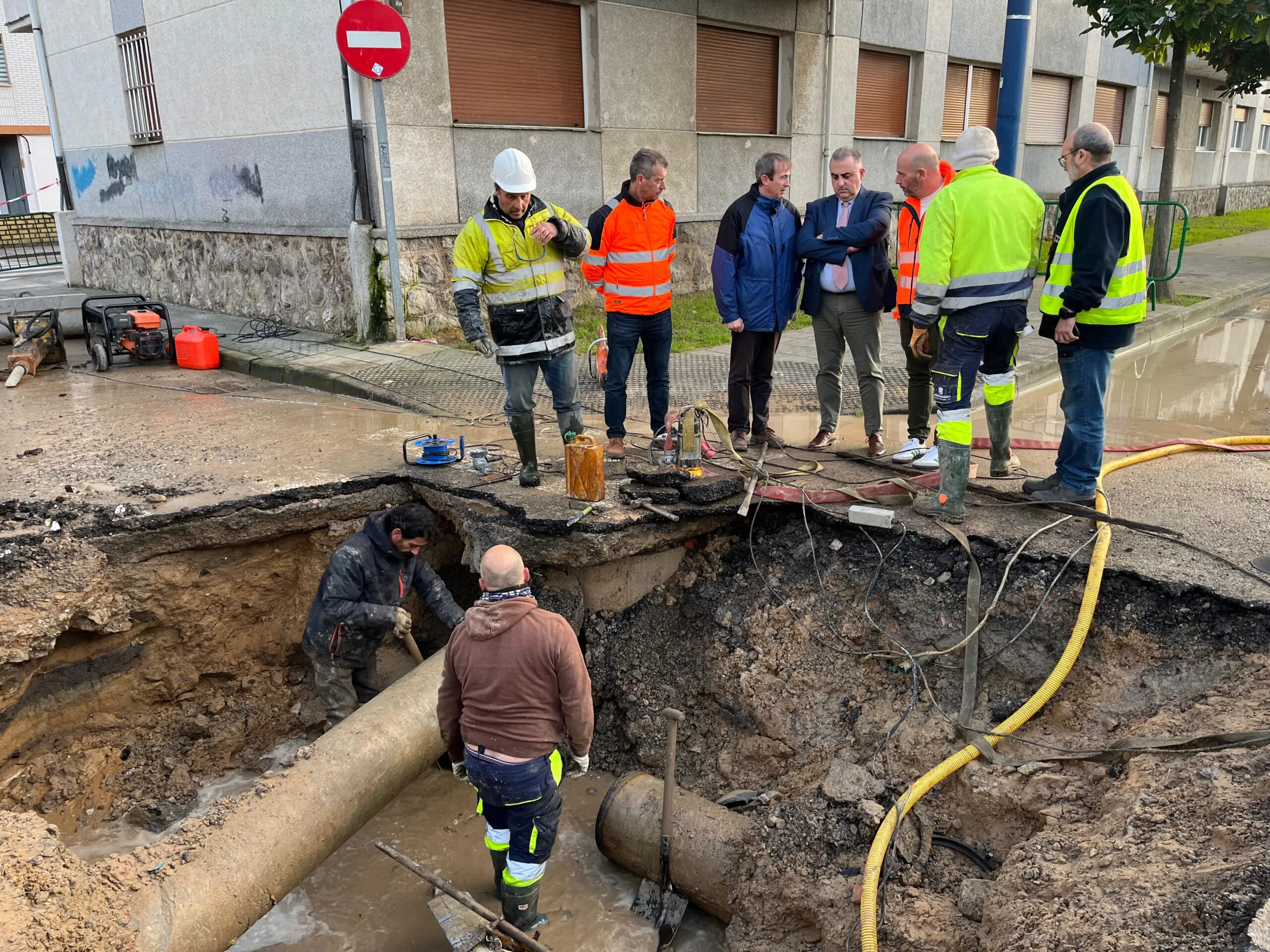Fomento adjudica la renovación de las tuberías de abastecimiento en alta a Laredo y Nates, en Voto