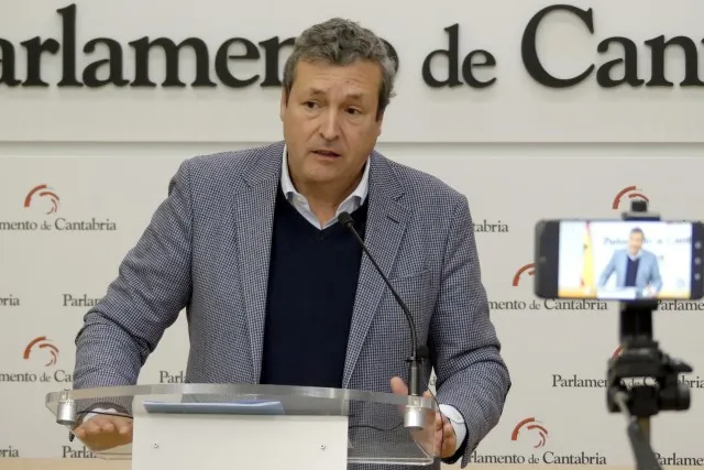  «La voluntad del PP es negociar el presupuesto y la demanda de la sociedad cántabra es que se apruebe»