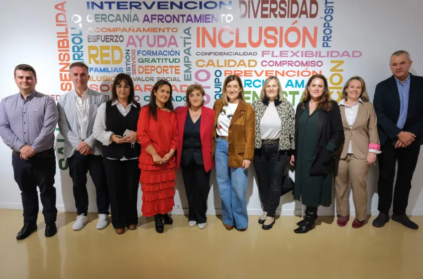  Buruaga reconoce la trayectoria «ejemplar» de AMAT como «aliado estratégico» del Gobierno en la lucha contra las adicciones