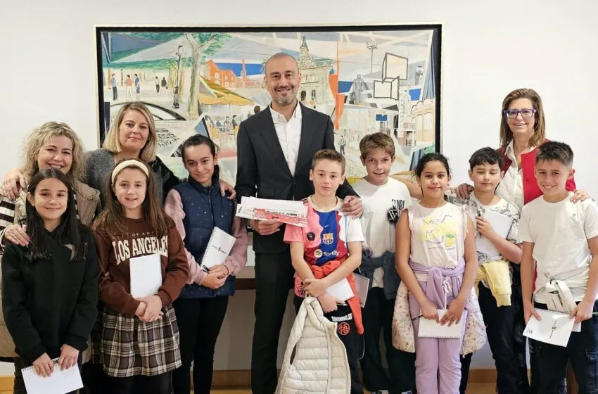  Los escolares del Fernando de los Ríos se implican en la programación navideña de Torrelavega con propuestas para toda la ciudad