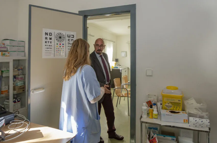  Pascual defiende para Cantabria un modelo sanitario que siga apostando por la atención de cercanía en el ámbito rural «que hay que mantener, potenciar y proteger»