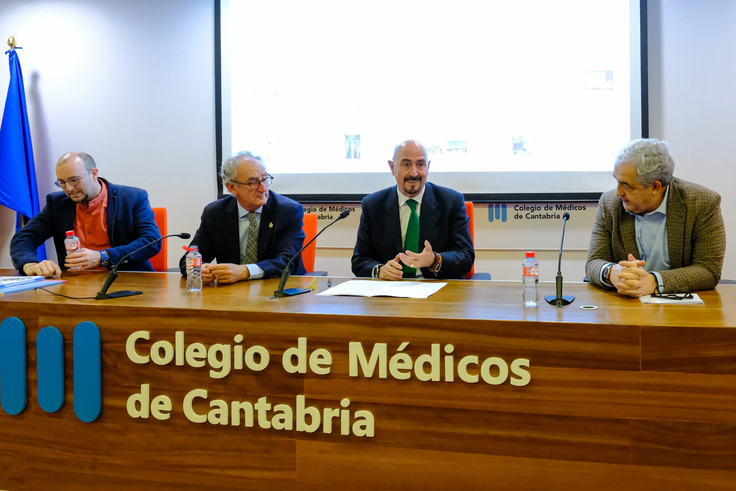 El Plan de Salud de Cantabria es una apuesta «valiente y clara» por transformar el modelo asistencial y situar a la persona en el centro del sistema