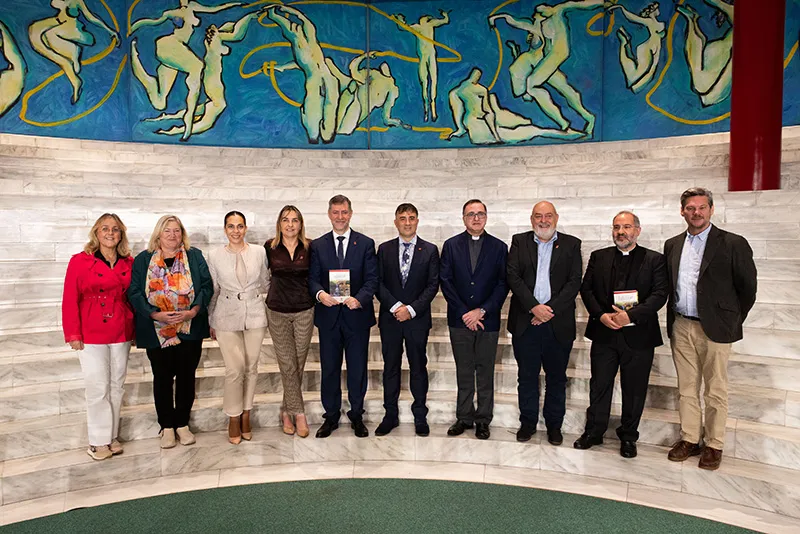 La Consejería de Cultura, Turismo y Deporte impulsa la recuperación del Camino Medieval Lebaniego con la presentación de su nueva guía