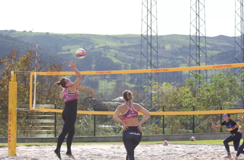  Los campos de arena de Tanos acogen por primera vez partidos oficiales de la Liga Nacional de Vóley Playa