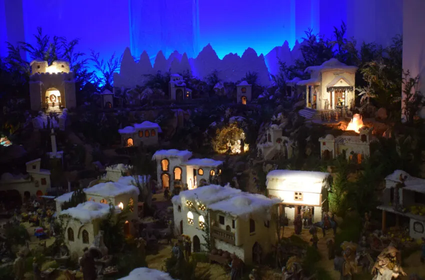  Piélagos abre al público sus belenes municipales y la exposición de postales navideñas hasta el 5 de enero