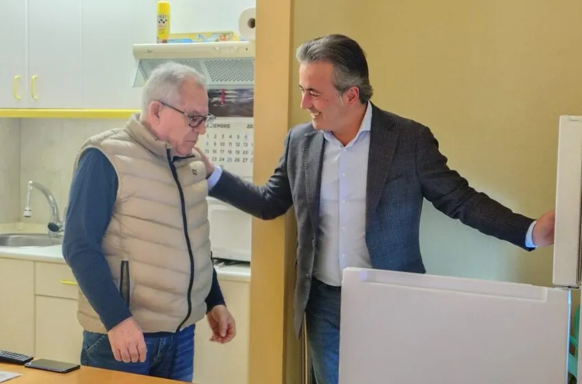  El Ayuntamiento de Camargo renueva equipamientos de los apartamentos supervisados tras 25 años sin cambios