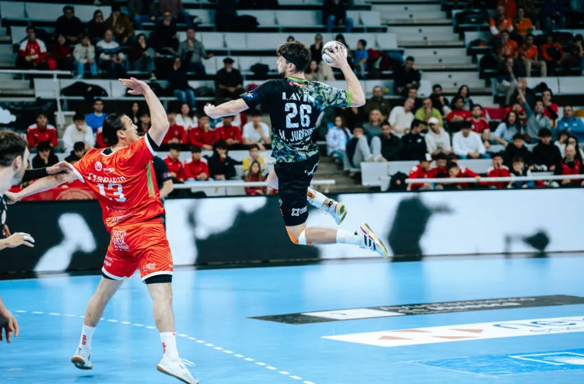  Dura derrota del Bathco BM Torrelavega en Huesca por la mínima