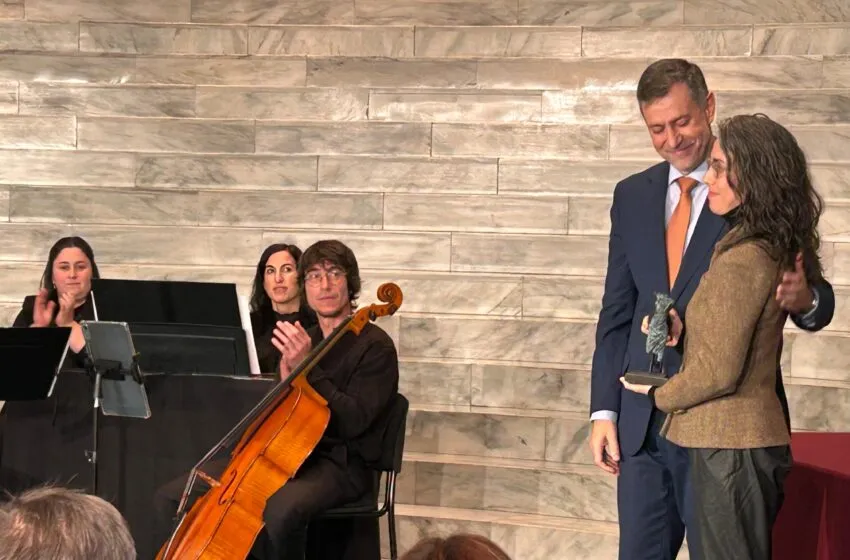  Martínez Abad destaca el papel de la cultura y sus artistas como motor de desarrollo de la comunidad autónoma